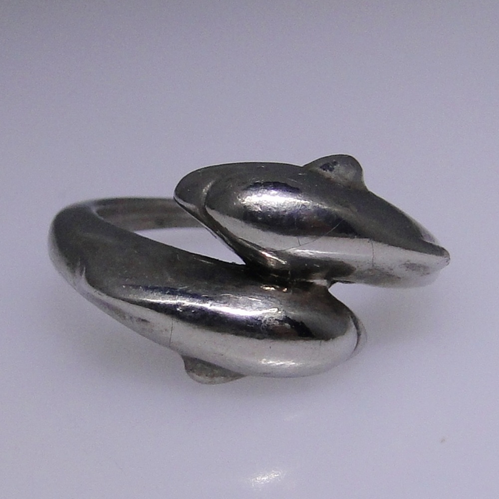 Sterling silver ring, Dolphin design